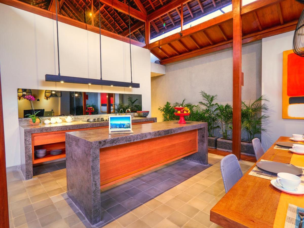 Bumbak Park Villas By Nakula Canggu  Exterior photo