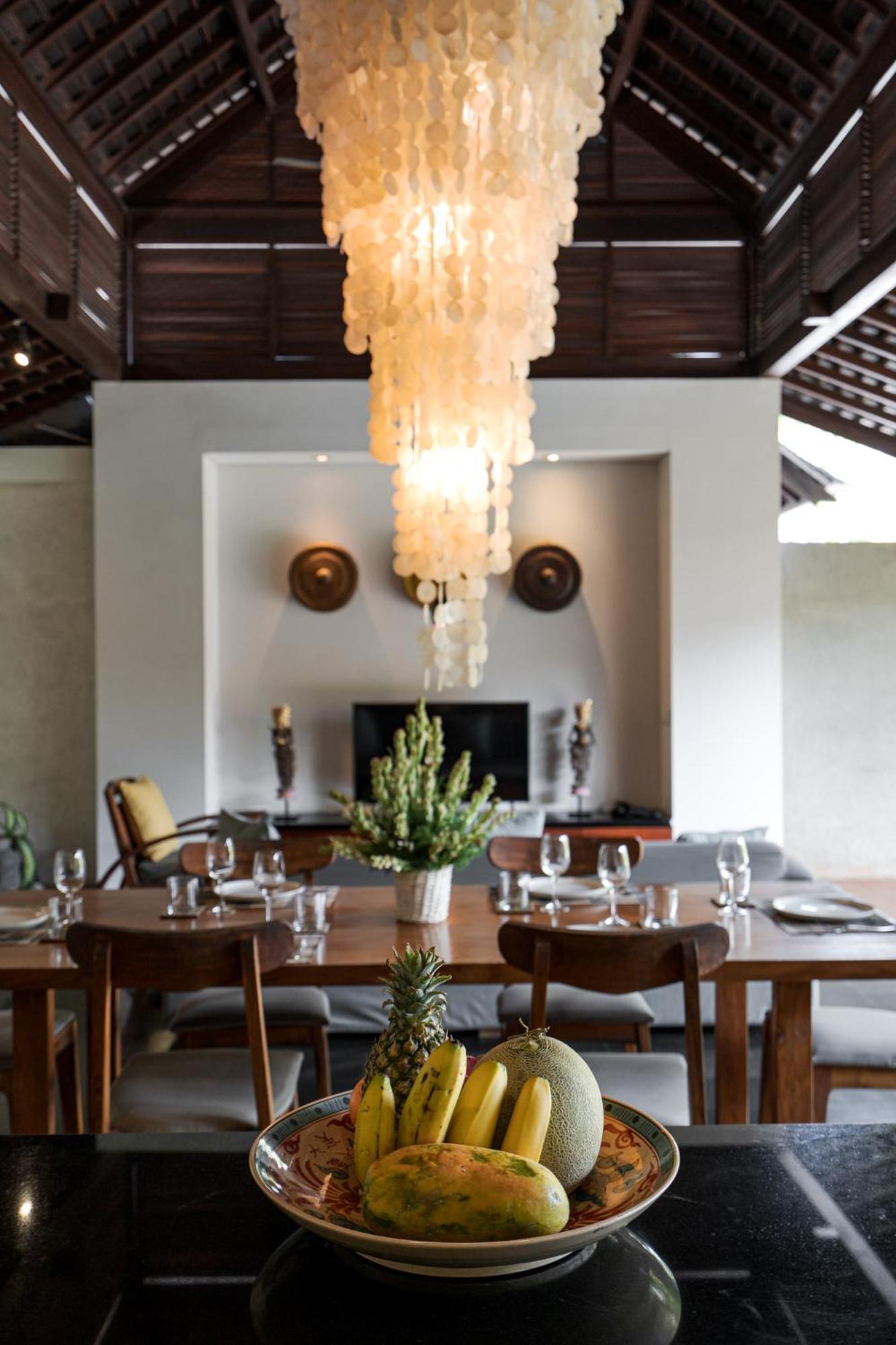Bumbak Park Villas By Nakula Canggu  Exterior photo