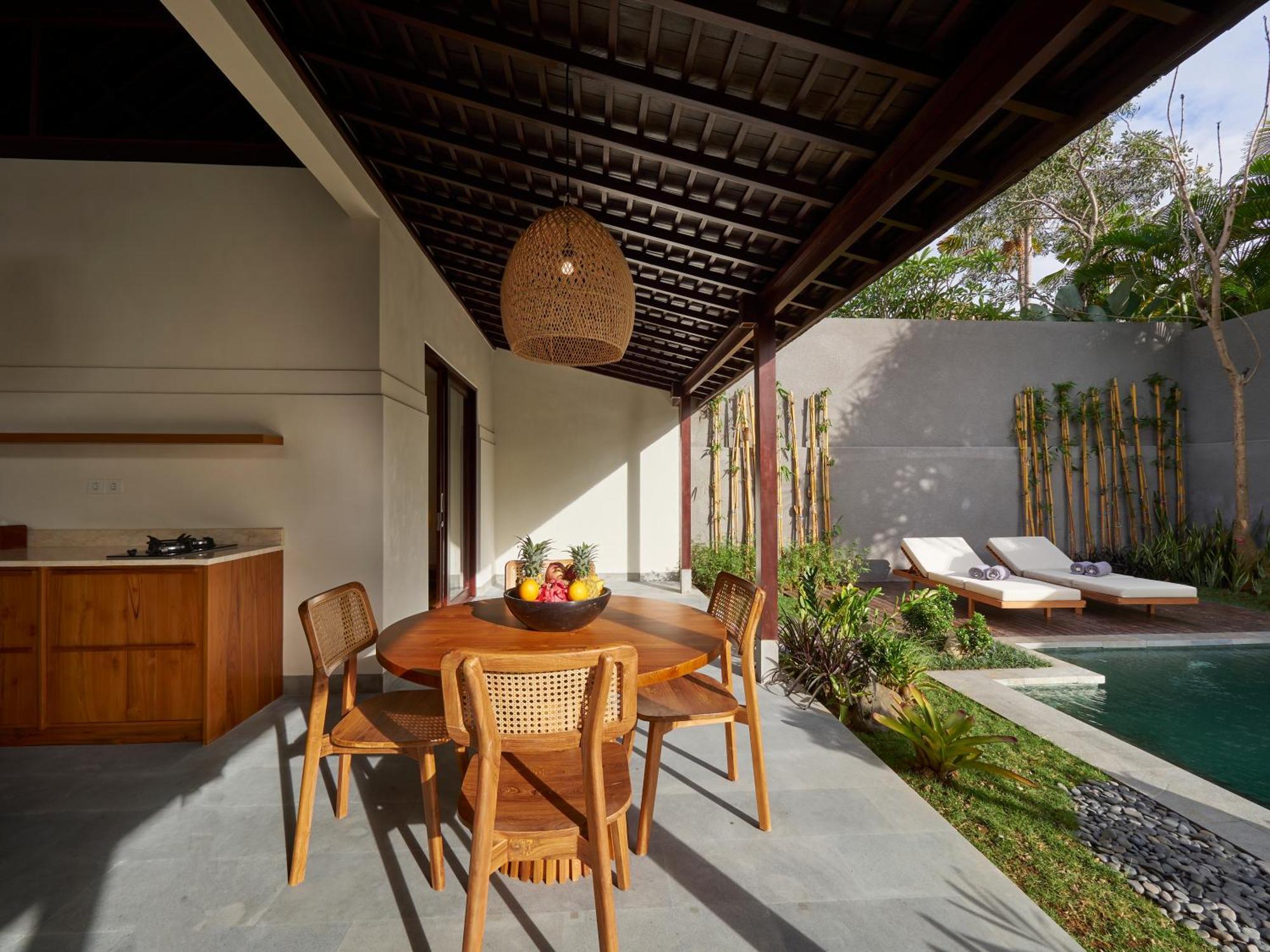 Bumbak Park Villas By Nakula Canggu  Exterior photo
